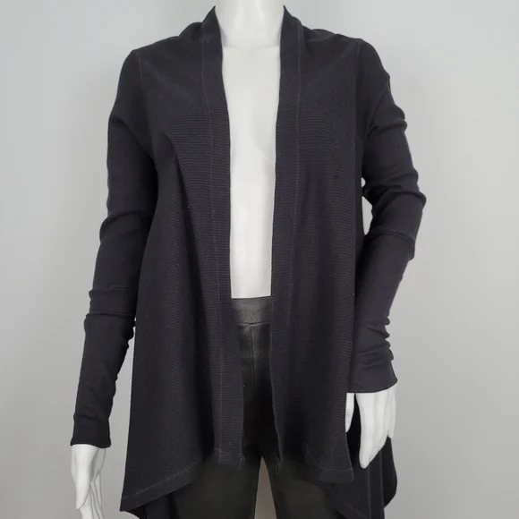 Splendid Thermal Wrap Black Cardigan - Picture 4 of 16